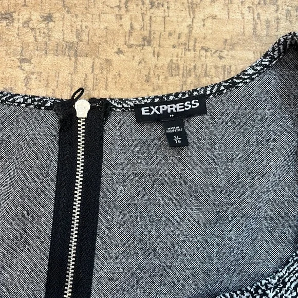 Express Cap Sleeve Black Marled Knee-Length Dress - Picture 5 of 10
